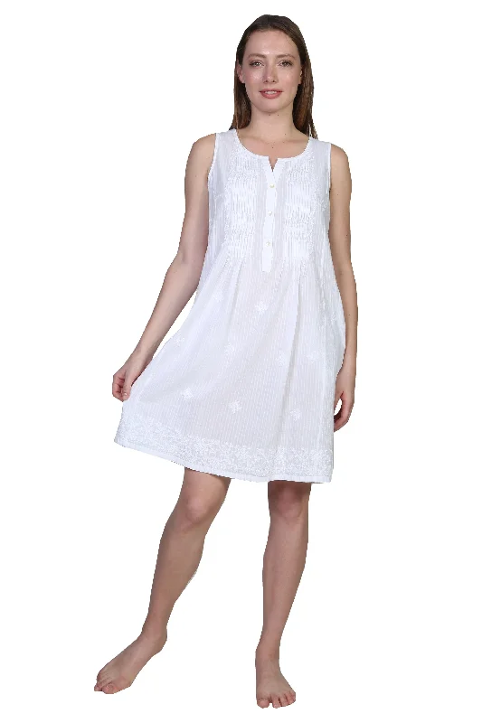 La Cera Sleeveless Embroidered Chemise