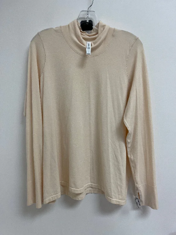 Top Long Sleeve By Athleta In Cream, Size: 2x